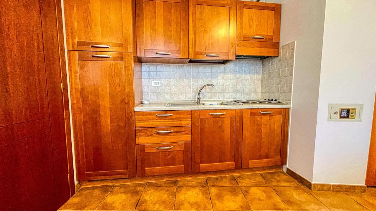 Appartamento Smith Erbaluce - Affitti Brevi Italia บาร์โดเนกเกีย ภายนอก รูปภาพ